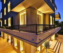 Hotel Avanti Hotel and Spa