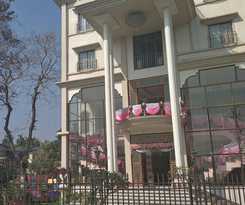 Hotel OYO 27907 Greater Kailash The Palace