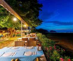 Etenna Beach Bungalows
