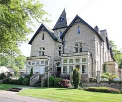 Hotel The Wheatley Arms