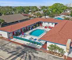 Sun Island Motel
