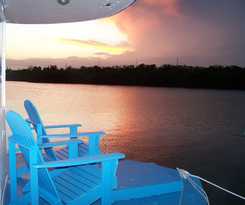 Floating Sea Cove Resort and Marina