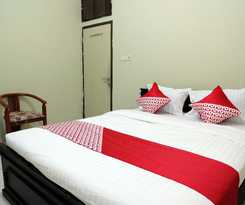 Hotel OYO 752 Abz Guest House Syariah