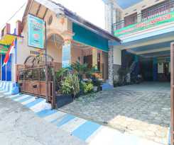 Hotel Homestay Pelangi Batu