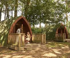 Hotel Pinewood Camping Pods - At Port Lympne Reserve