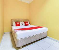 Hotel OYO 89406 Lucky Budget