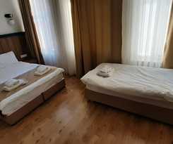 Taksim 8 Suites
