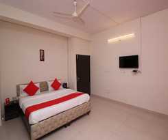 Hotel OYO 24466 Rio 7 Guest House