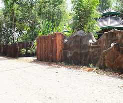 OYO 604 Ruen Mai Horm Resort