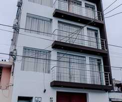 Hotel Paris Ritz Hostel Plus