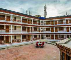 Hotel Abu Palace
