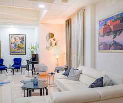Piccadilly Suites and Rooms