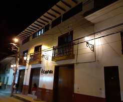 Hotel Explorer Deluxe