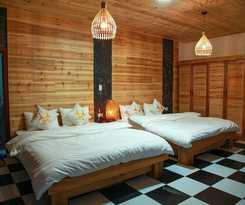 Hotel Ha Giang Historic House and tour