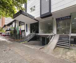 Platinum Plaza