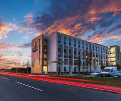 Hotel Holiday Inn Express Bicester, an IHG Hotel