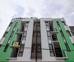 RedDoorz Plus near Plaza Indonesia