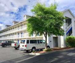 InTown Suites Extended Stay North Charleston SC – Rivers Ave