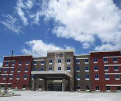 La Quinta Inn and Suites by Wyndham Jackson/Cape Girardeau