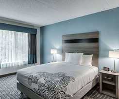 Days Inn and Suites by Wyndham Spokane