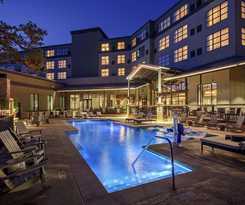 Hotel The Bevy Boerne, a DoubleTree by Hilton