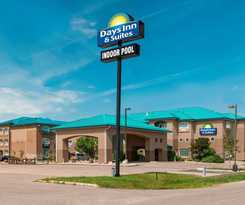 Hotel Days Inn and Suites by Wyndham Brandon