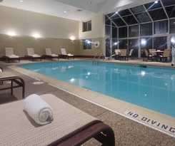 Chicago Club Inn and Suites