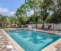 Hotel Comfort Suites Daytona Beach - Speedway