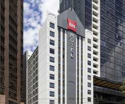 Hotel Ibis Melbourne and Apartments