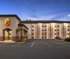 Super 8 by Wyndham Mount Laurel