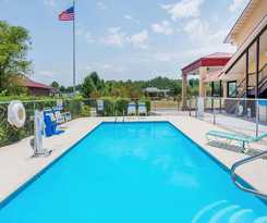 Hotel Super 8 by Wyndham Cleveland