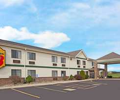 Hotel Super 8 by Wyndham Defiance