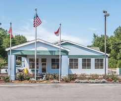 Super 8 by Wyndham Fayetteville