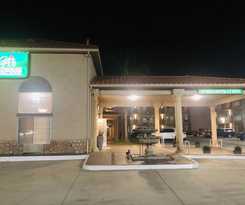 Hotel Mid City Inn and Suites