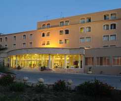 Hotel Petra castle
