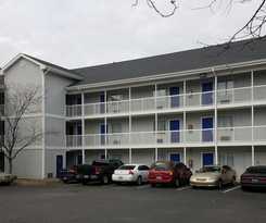 Hotel InTown Suites Extended Stay Louisville KY - Airport