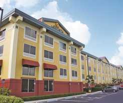 Comfort Inn and Suites Sarasota I75