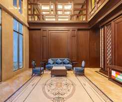 Reyna Luxury