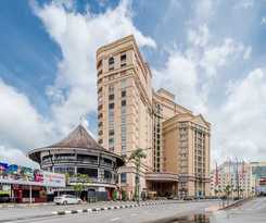 Hotel Natol Homestay-Riverbank Suites