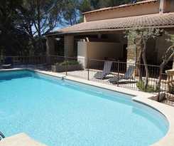  Le Domaine d\'Alezen