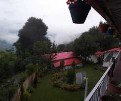 Hotel The Village Retreat Resort