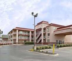 Days Inn by Wyndham Nashville Airport