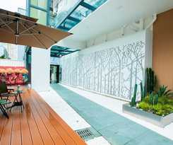 NAIVE L Executive Apartments Coast City