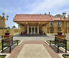 Hotel Rodeway Inn Downtown near River Walk