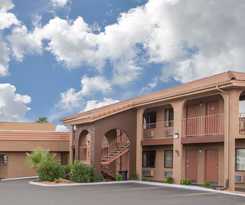 Howard Johnson and Suites by Wyndham St. George