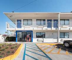 Hotel Motel 6 Mcallen, TX