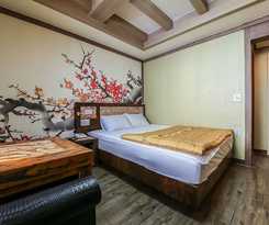 Hotel Jinju Tomji