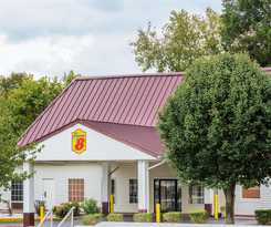 Hotel Super 8 by Wyndham Atlanta Northeast GA 