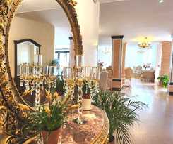 HOTEL ROYAL