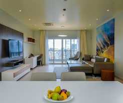 AURA SUITES